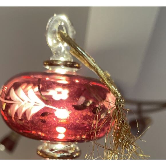 Vtg Art Glass Handblown Finial Cranberry Gold Etched Flowers Christmas Ornament